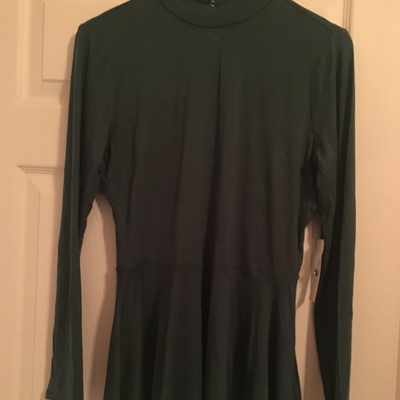 Peplum Waist T-shirt Top (NWT) - Picture 3 of 5